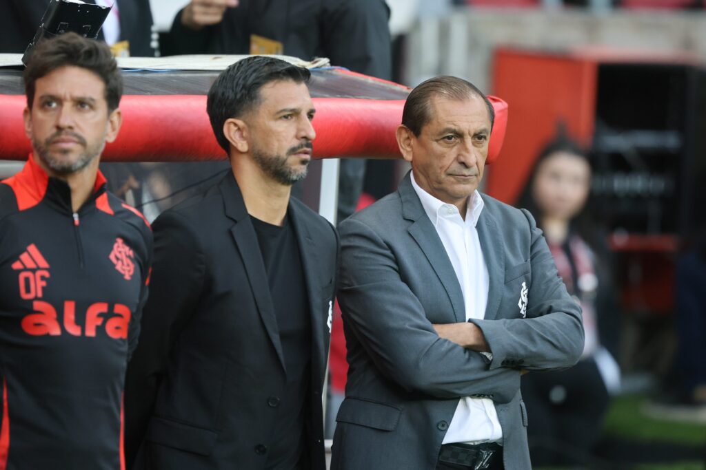 Ramón Díaz balança no Inter e jogo com Bahia vira decisão